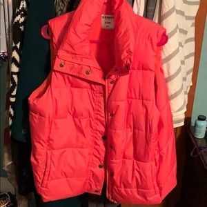 Women’s puffer vest
